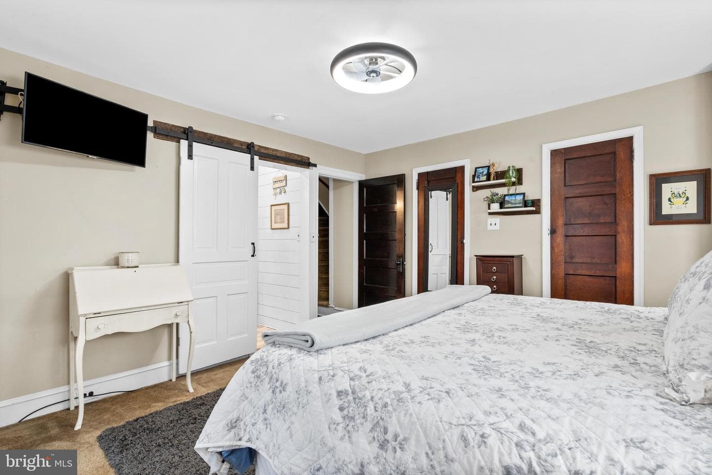 86 Greenfield Avenue photo 31
