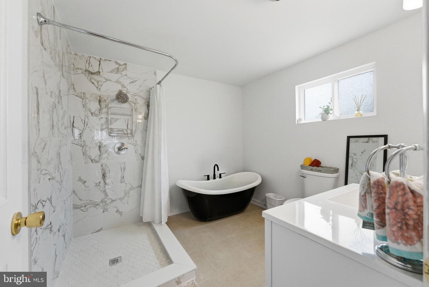 66 Oxford Circle photo 16