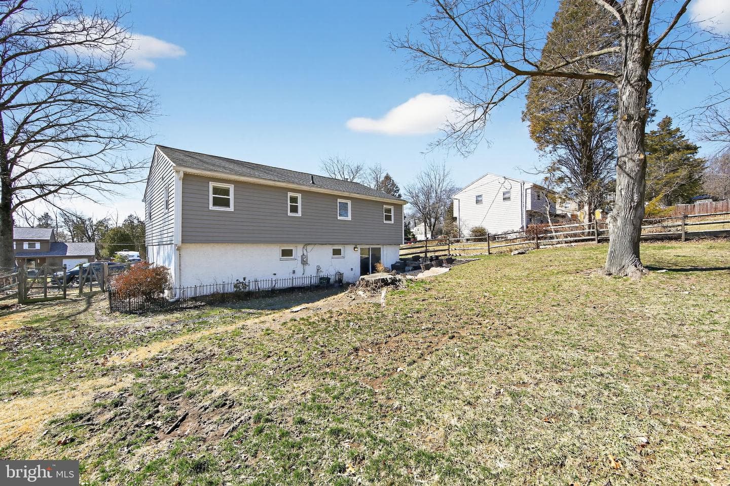 1669 Briarwood Lane photo 36
