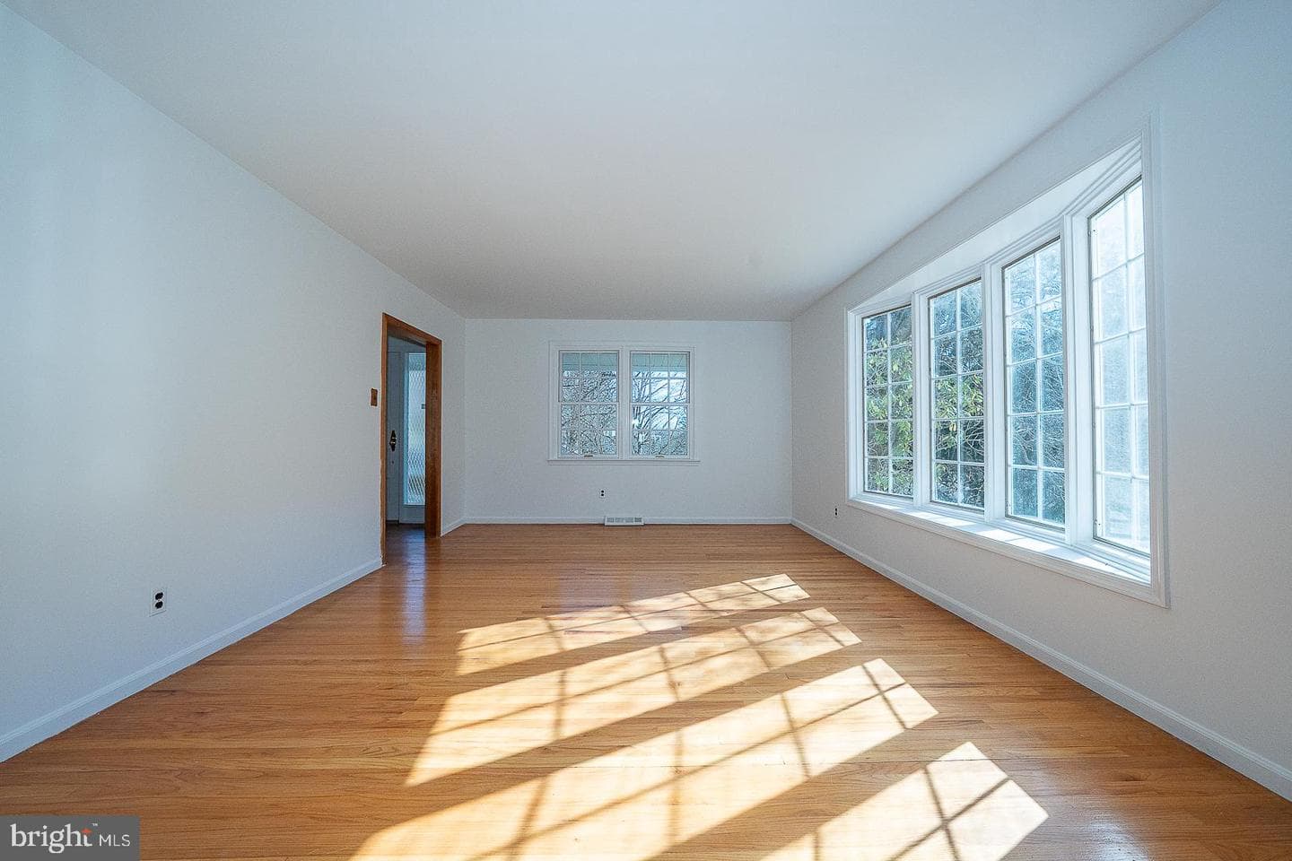 485 Garrison Way photo 15
