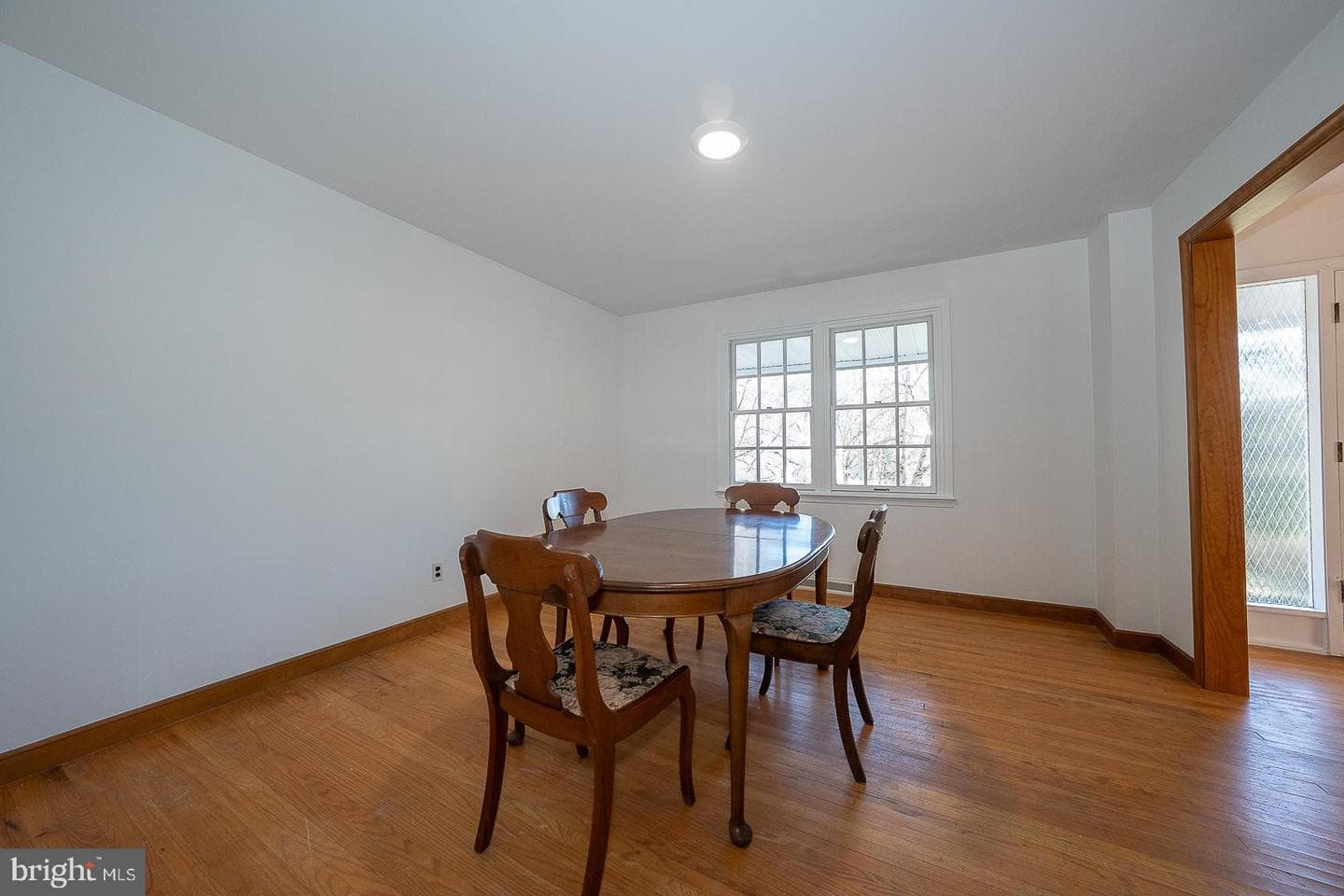 485 Garrison Way photo 27