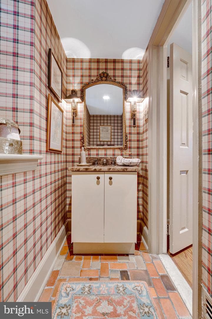 404 Wynmere Road photo 40