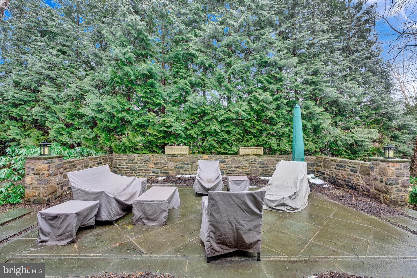 404 Wynmere Road photo 46