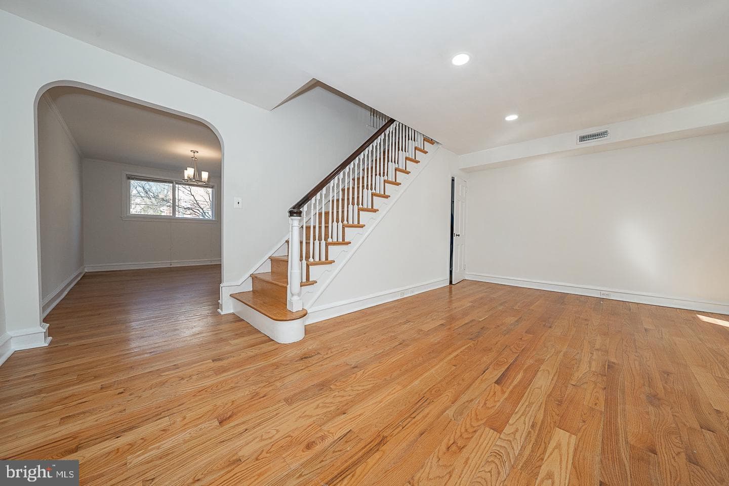 249 Stoneway Lane photo 11