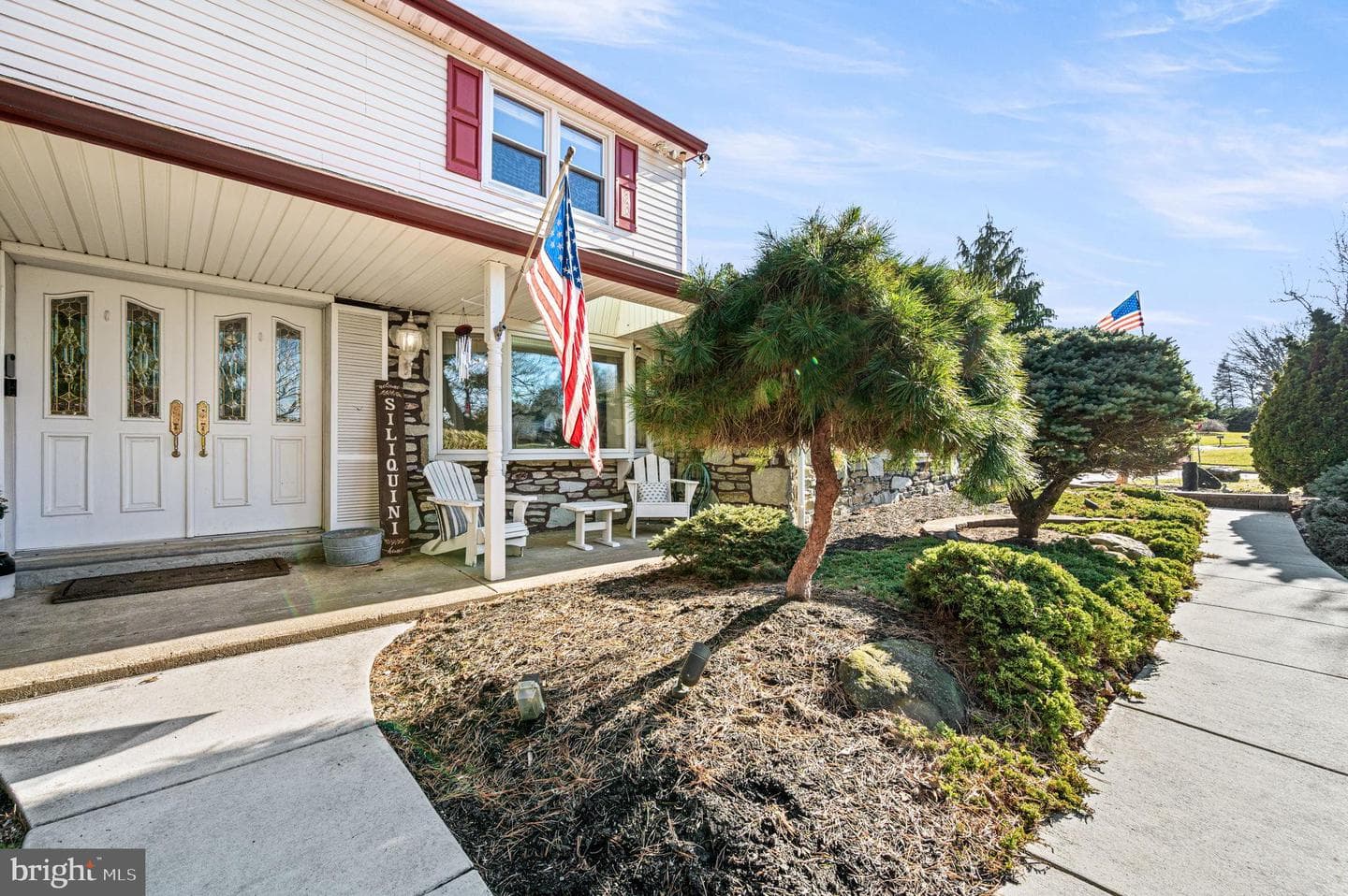 947 Barnswallow Lane photo 3