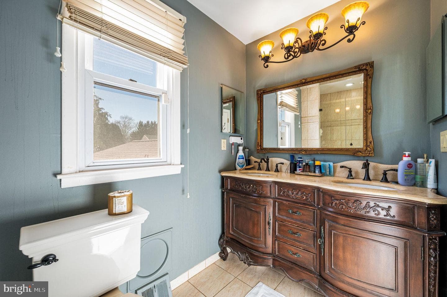 947 Barnswallow Lane photo 35