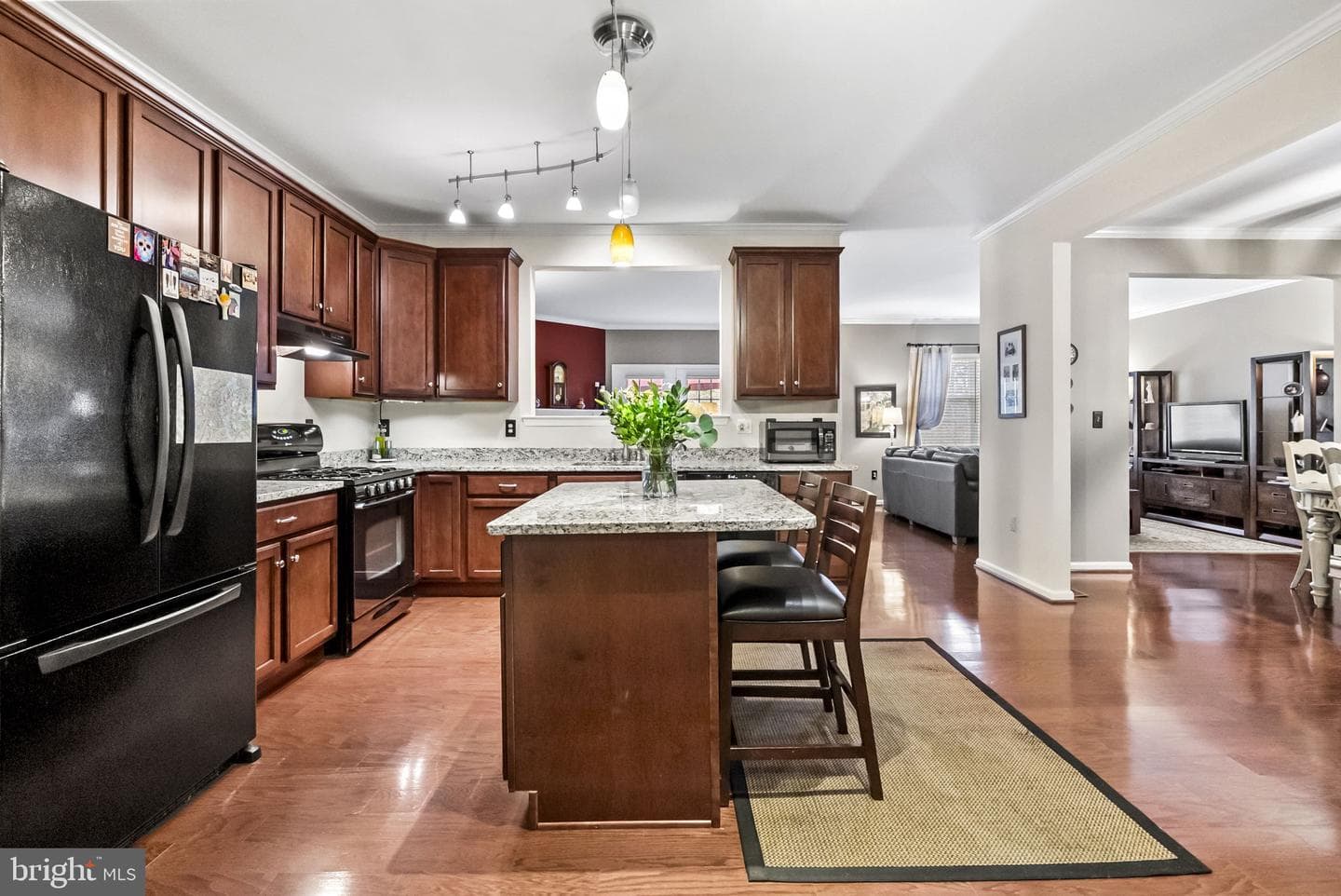 2143 Eastport Way photo 8