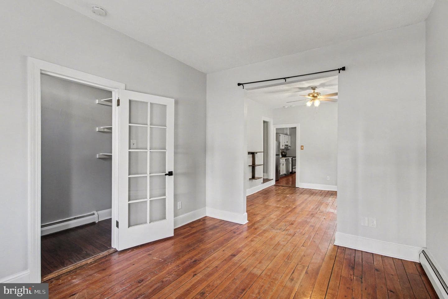 2 Walnut Street photo 9