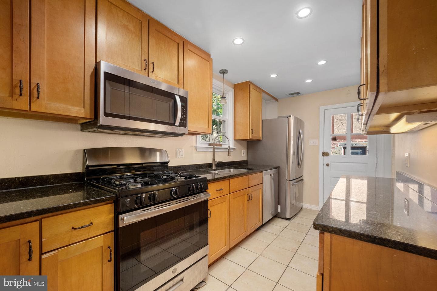 209 Bryn Mawr photo 14