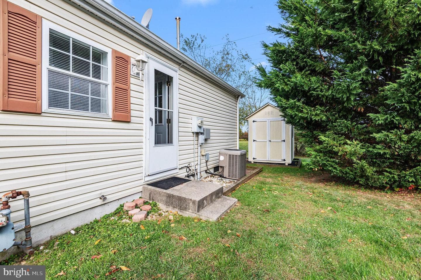331 Farm Lane photo 22