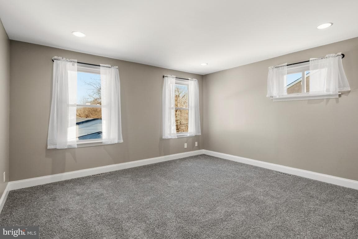 416 Stuart Lane photo 15
