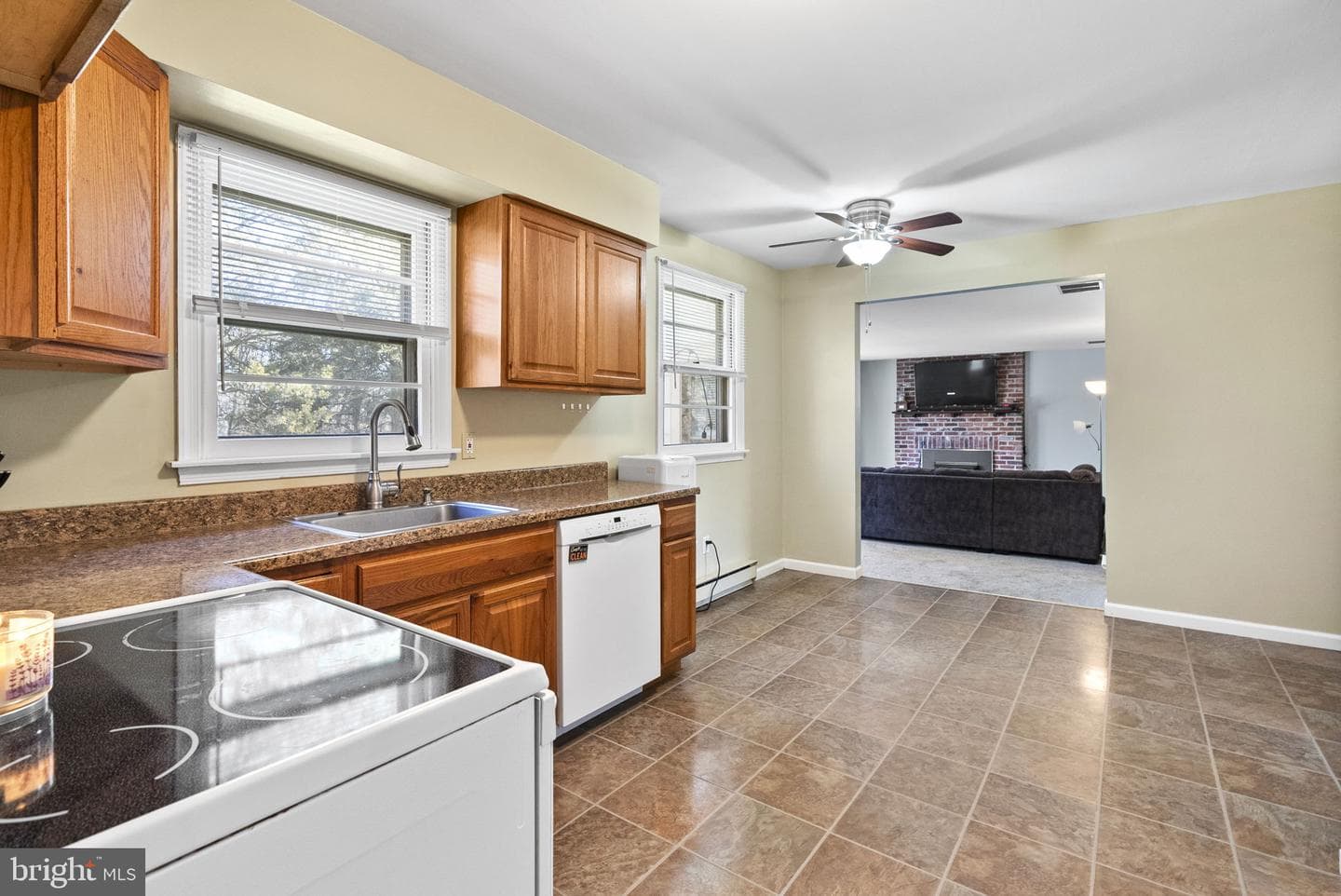 2814 Heather Drive photo 14