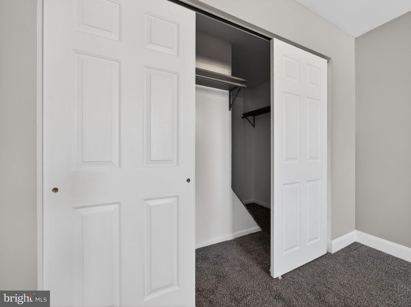 256 Arbour Court photo 20