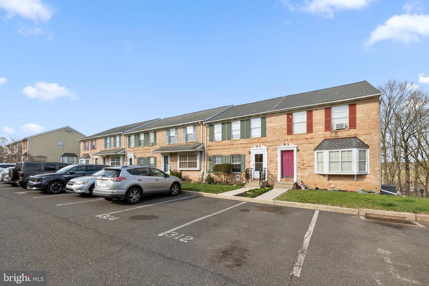 314 Lexington Road photo 2