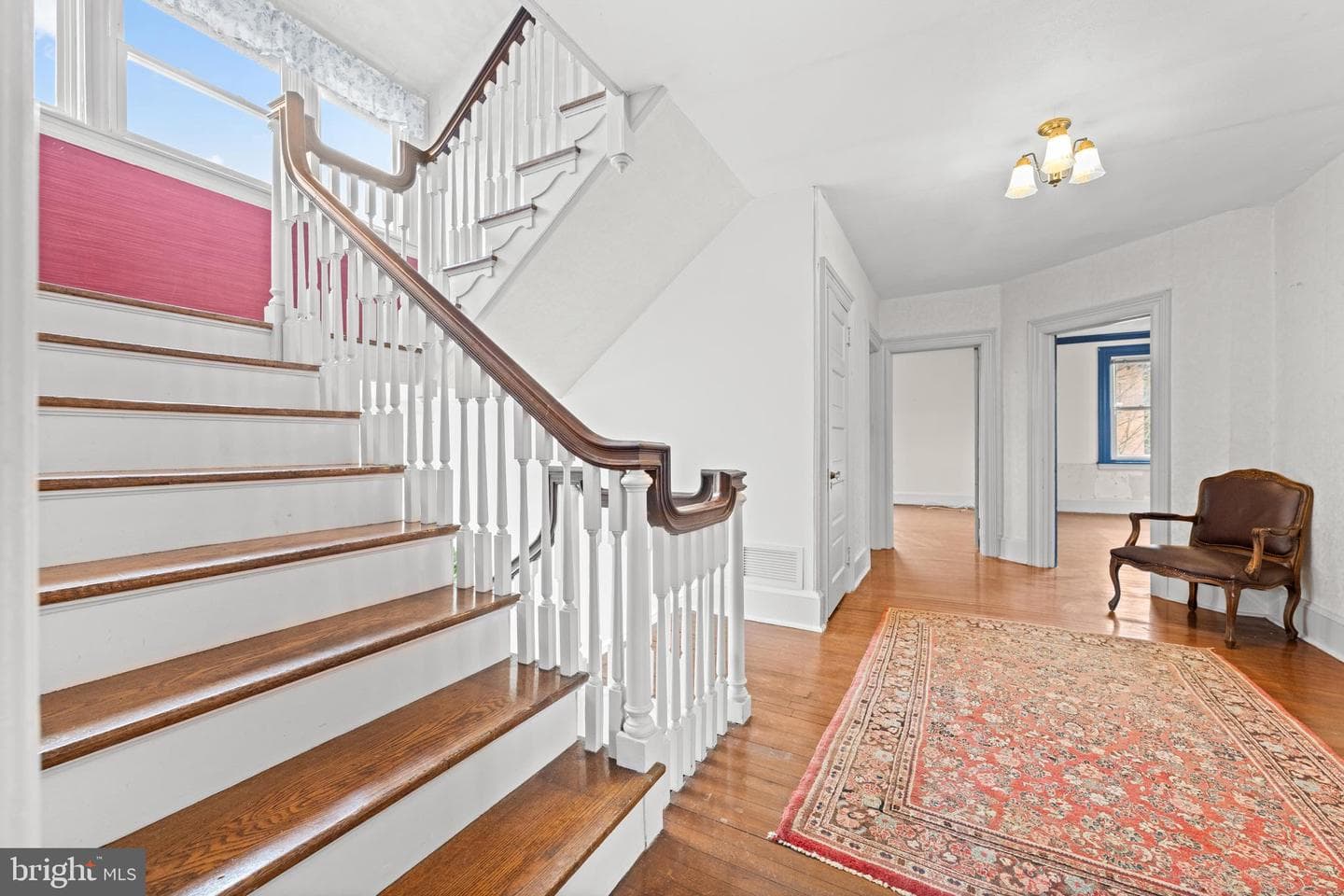111 E Montgomery Avenue photo 31