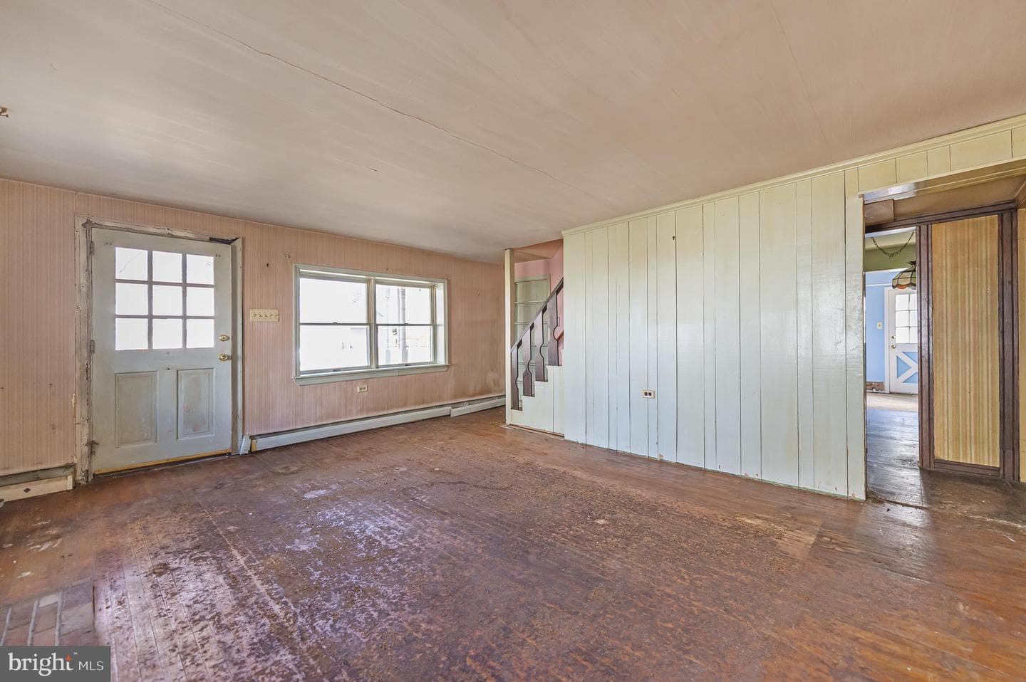 302 Garth Road photo 2