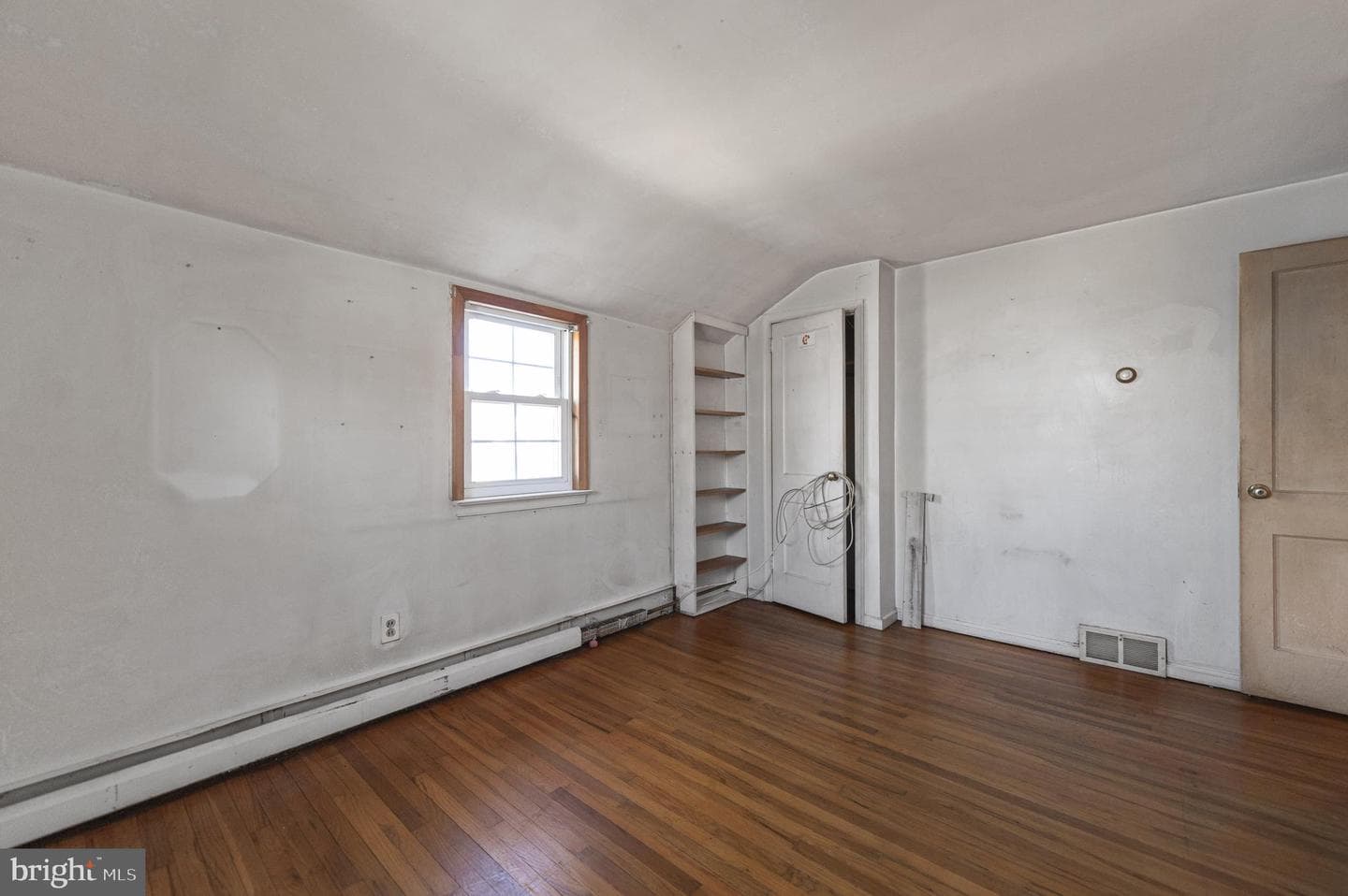302 Garth Road photo 28