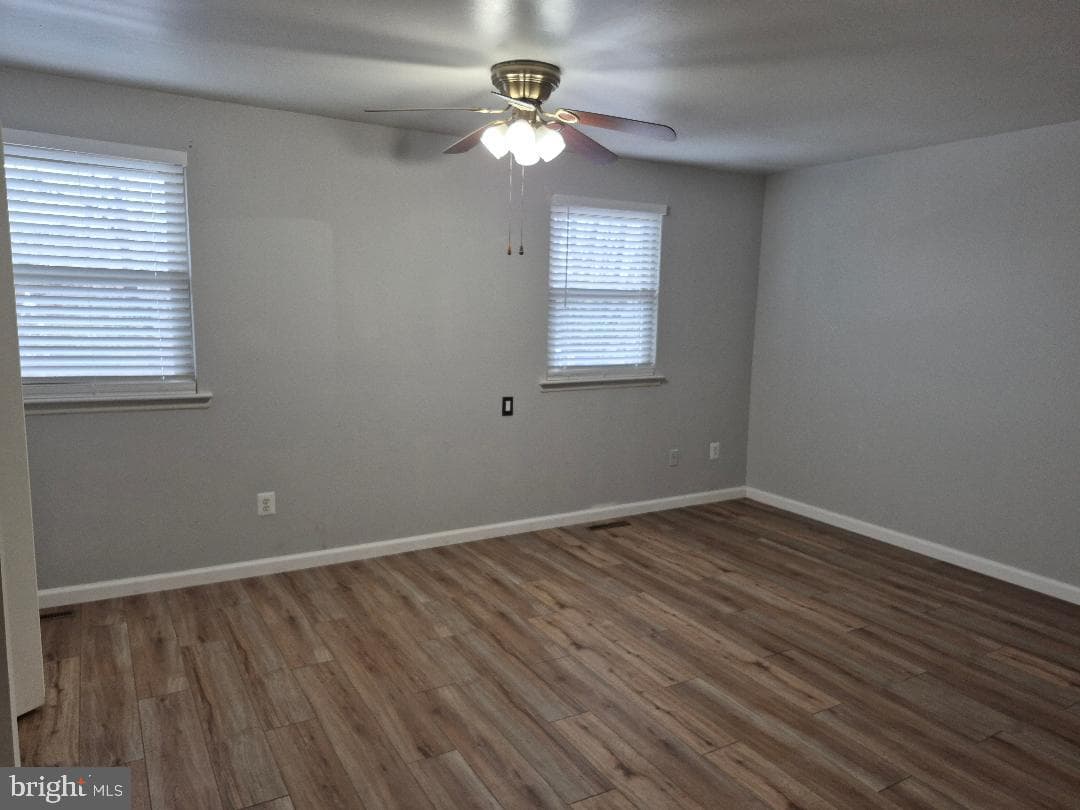 401 Woodside Circle photo 12