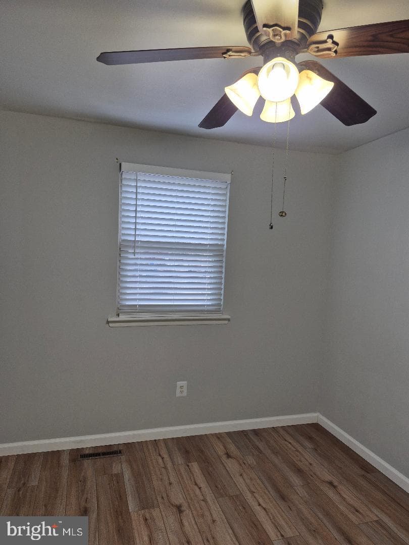 401 Woodside Circle photo 15