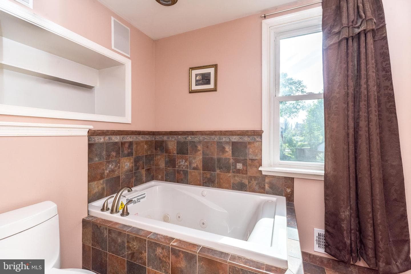 125 N Bethlehem Pike photo 21