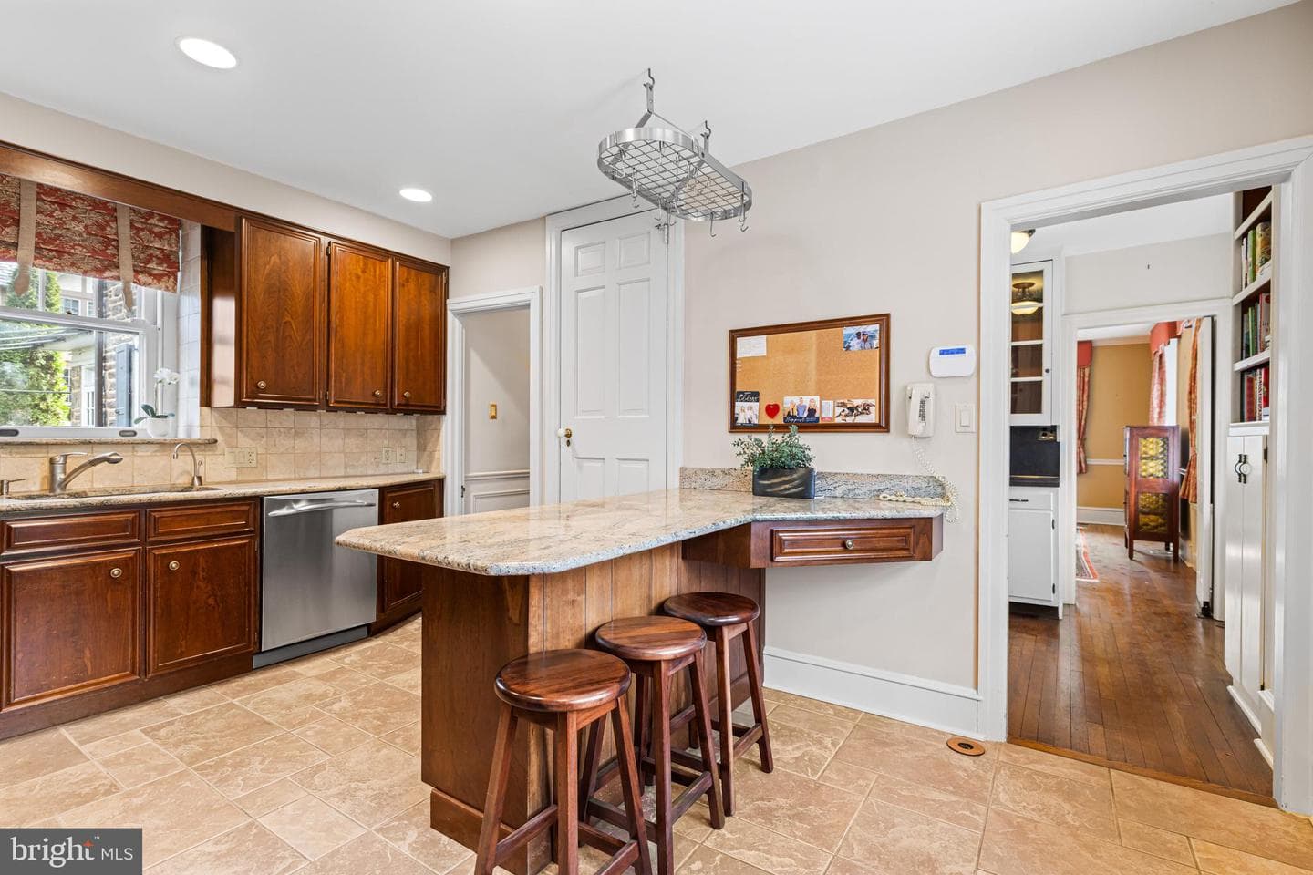 764 Glen Road photo 16