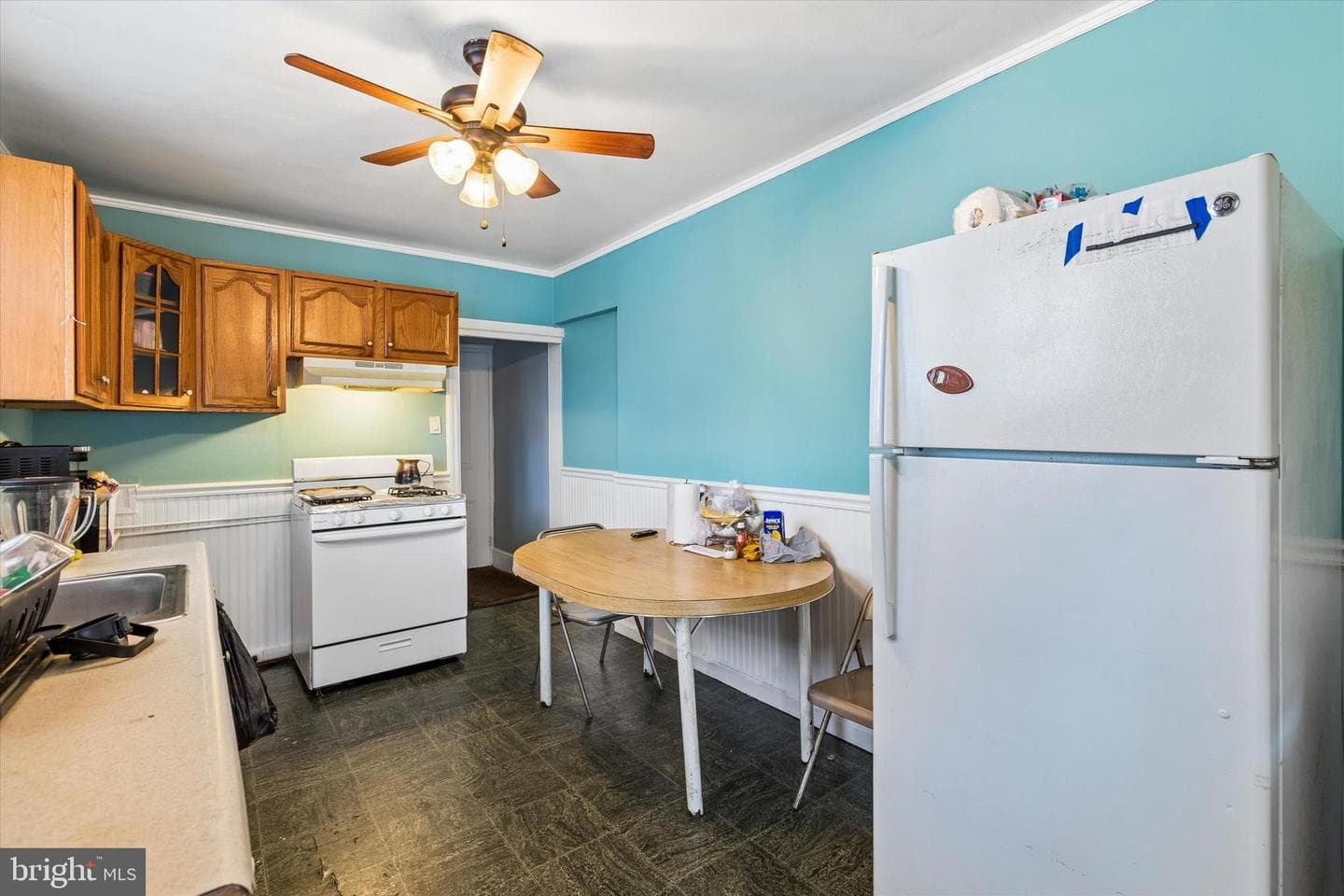 653 Corson Street photo 4