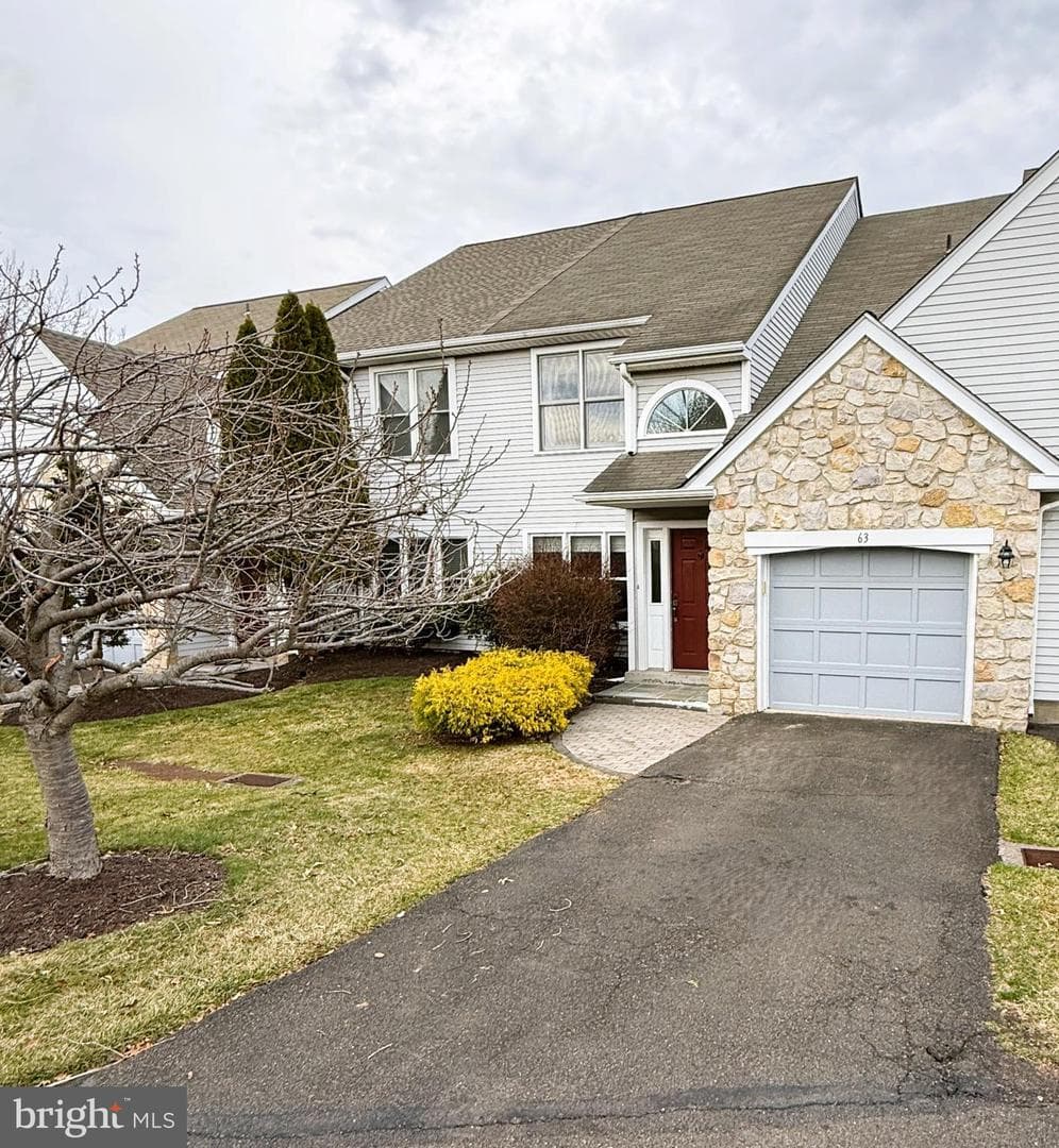 63 Harlow Circle