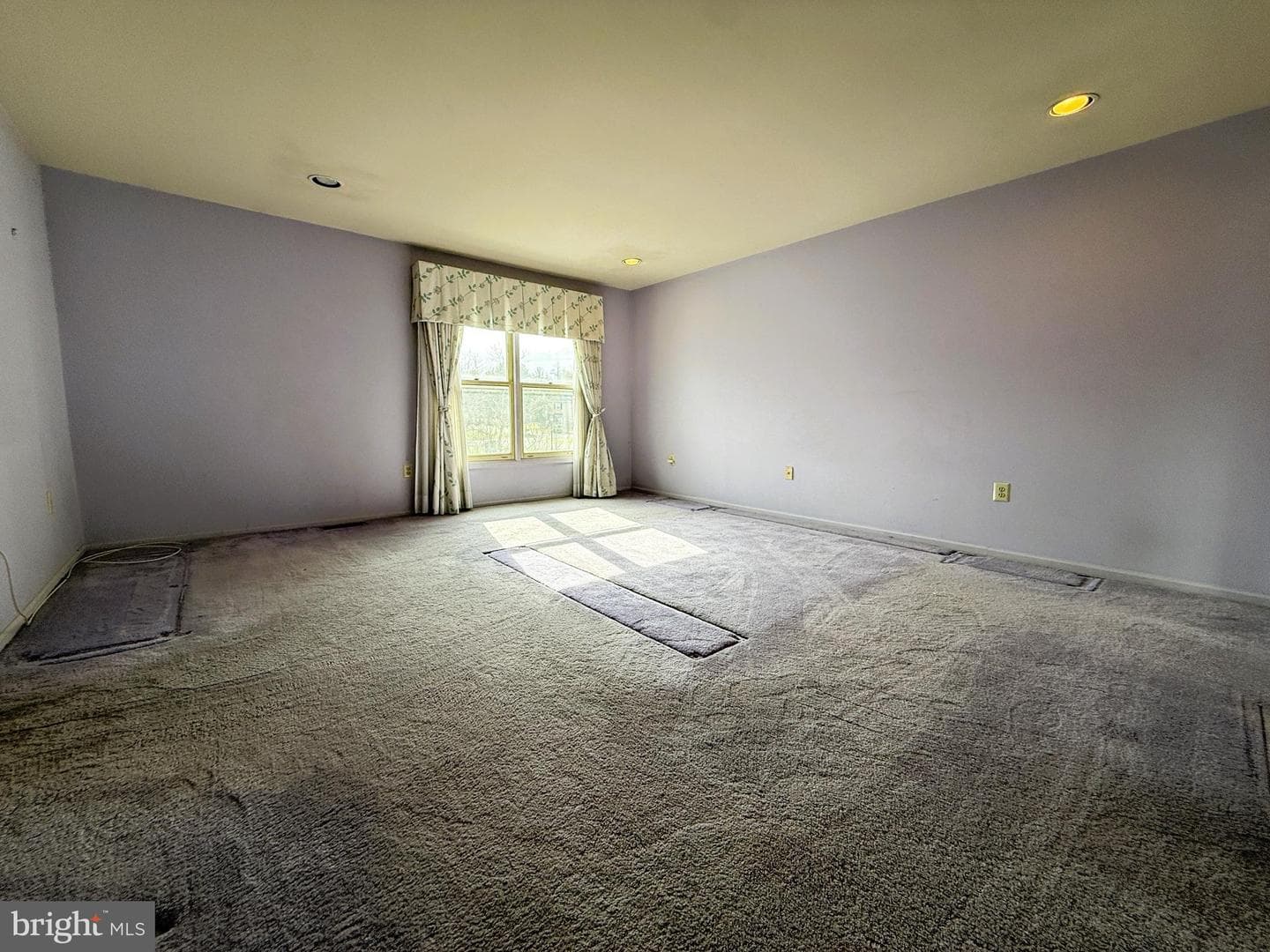 63 Harlow Circle photo 14