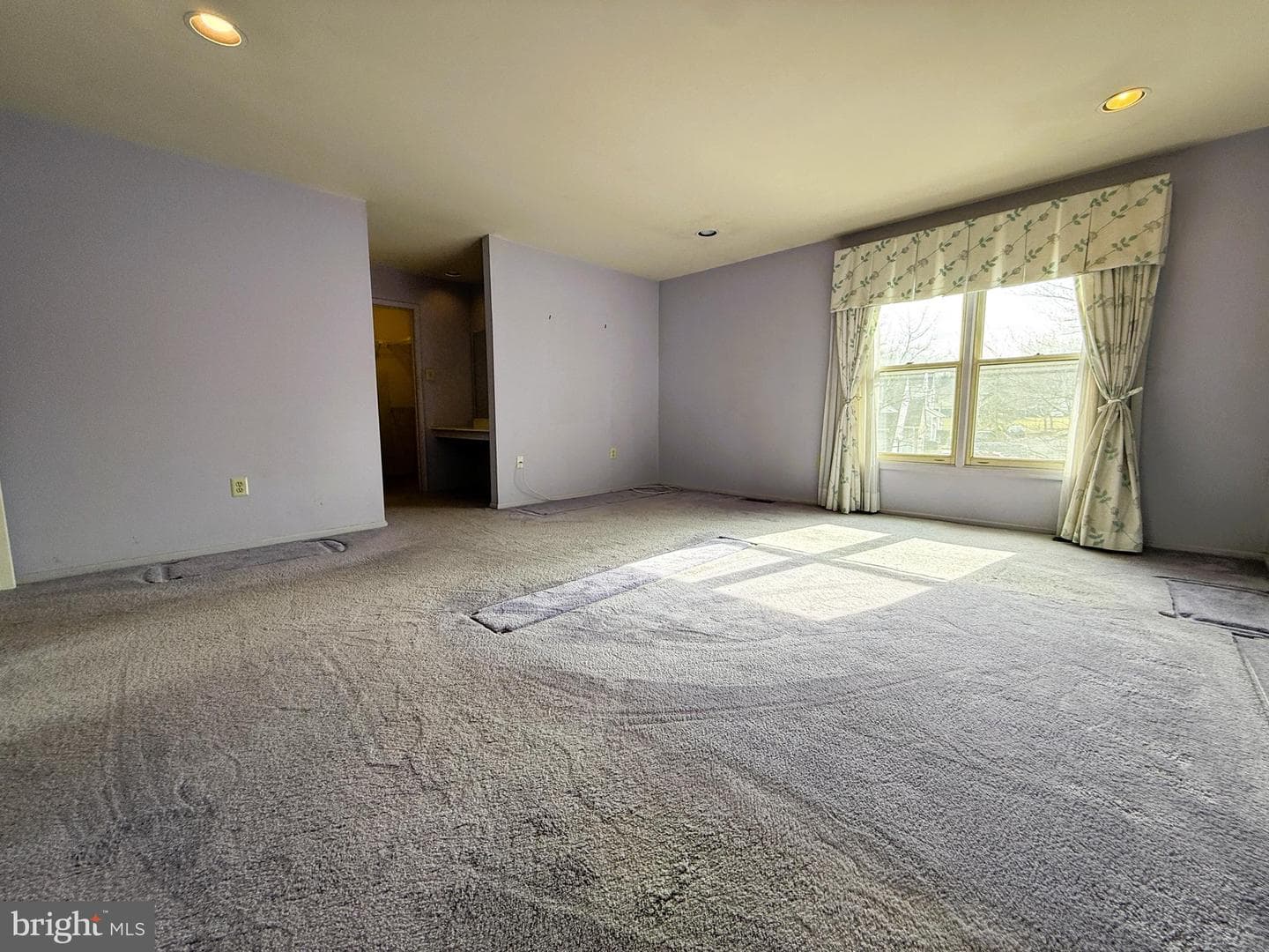 63 Harlow Circle photo 16