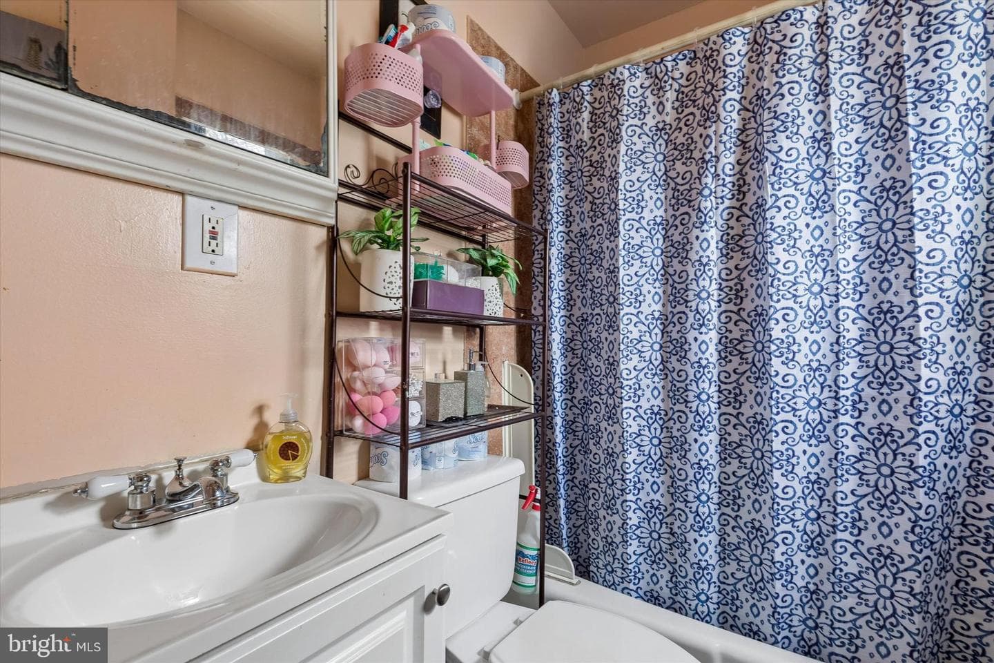 665 Corson Street photo 14