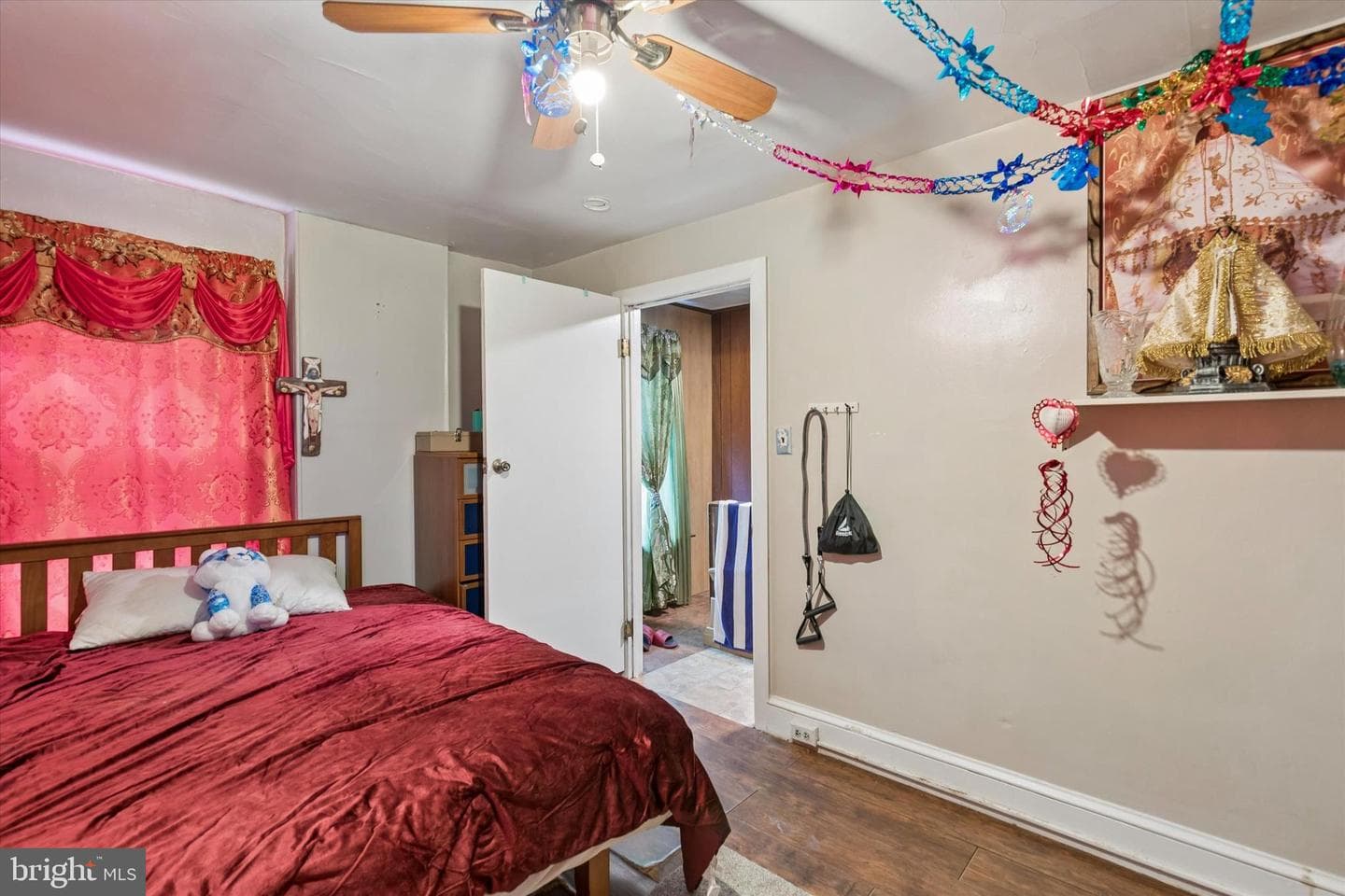 665 Corson Street photo 7