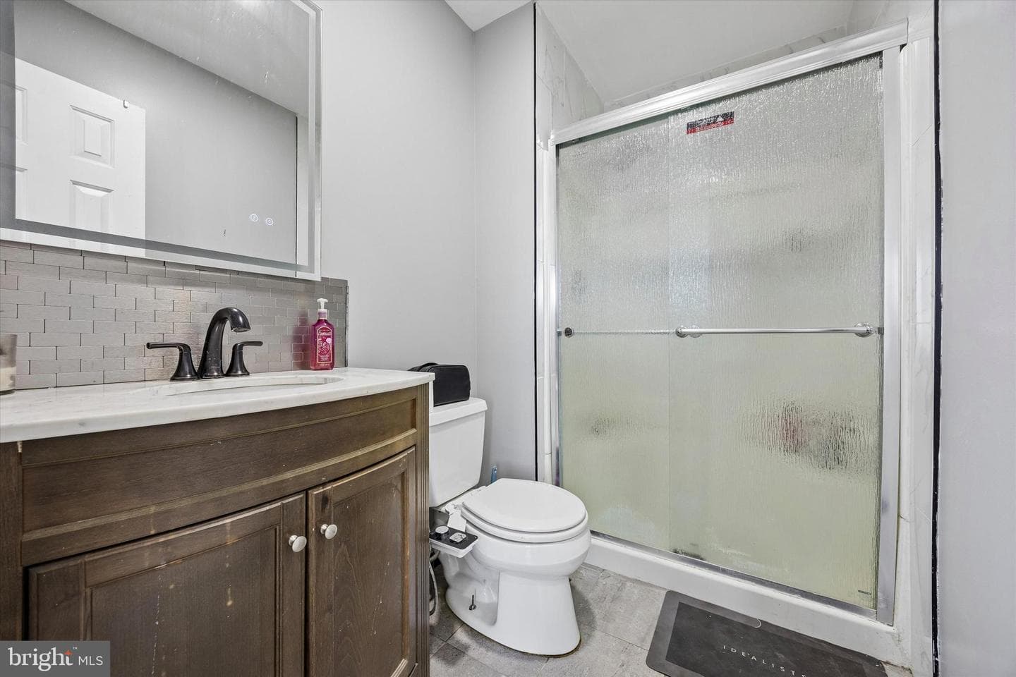 318 Parkview photo 19