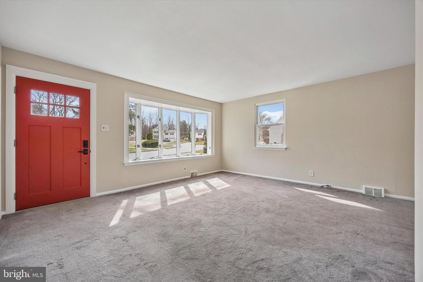 203 Spruce Road photo 3