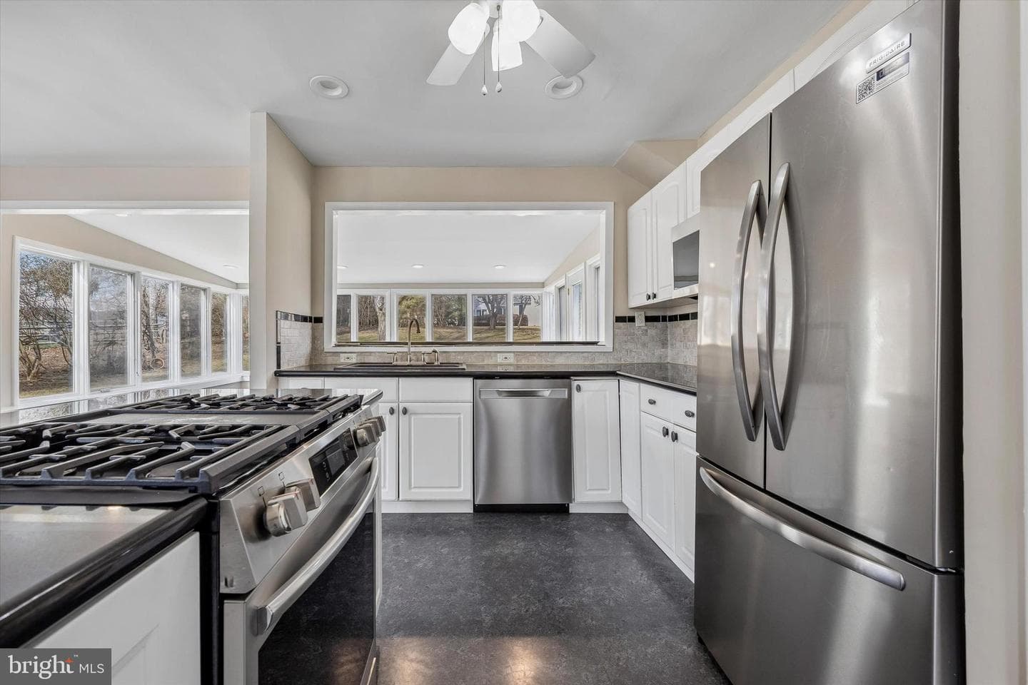 203 Spruce Road photo 5