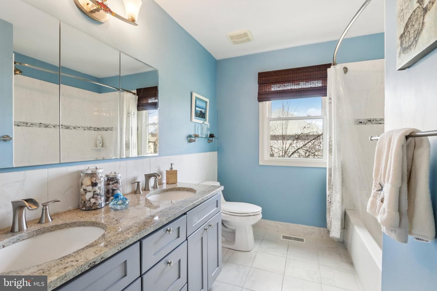 1228 Jarvis photo 45