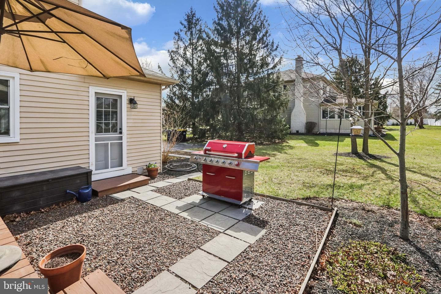 1228 Jarvis photo 61