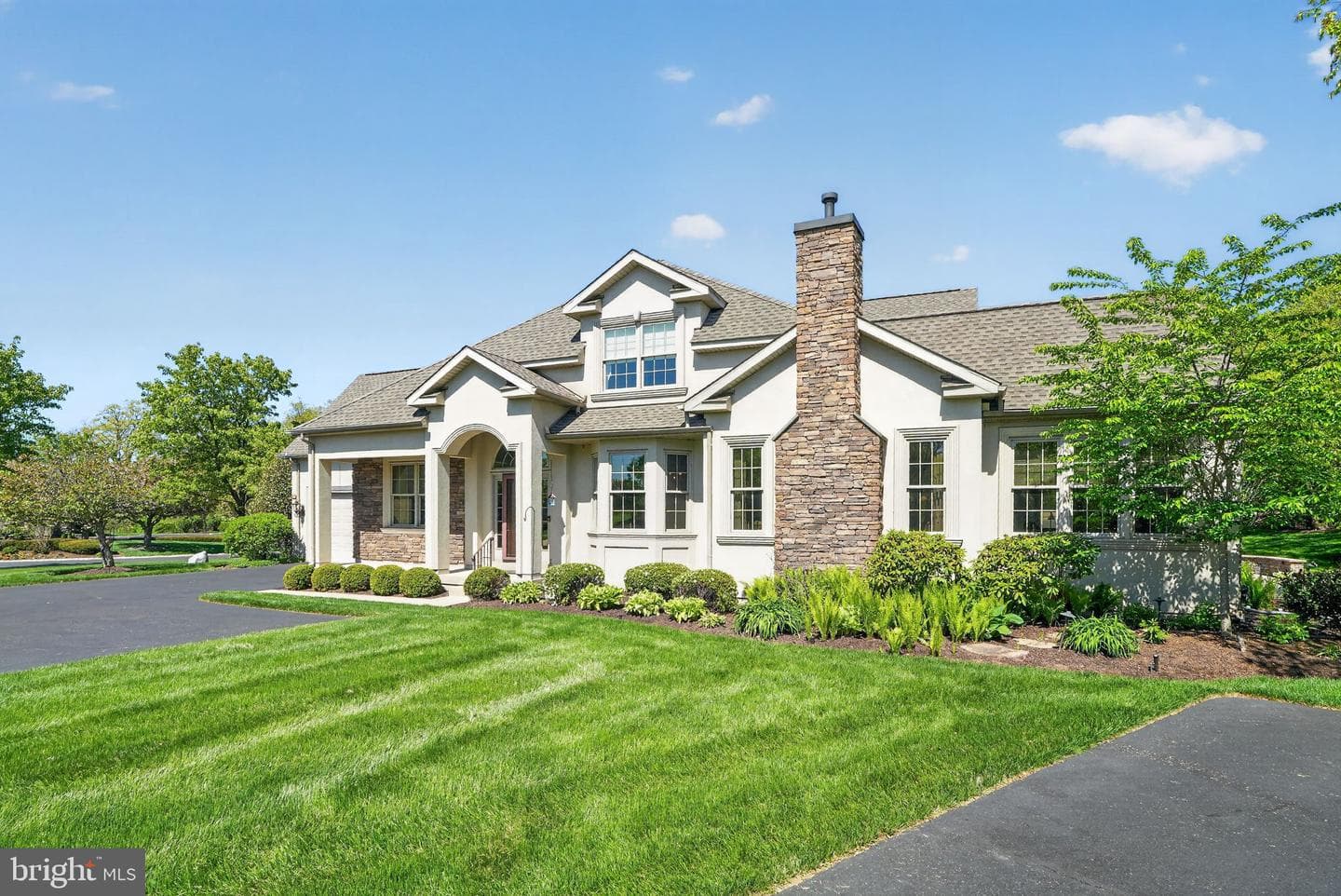 285 Country Club Drive
