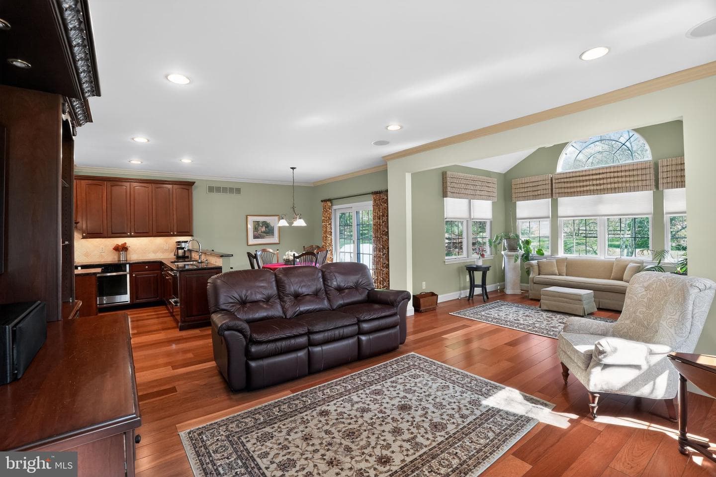 285 Country Club Drive photo 17