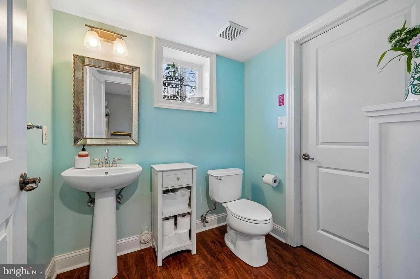 201 Cobblestone Drive photo 5