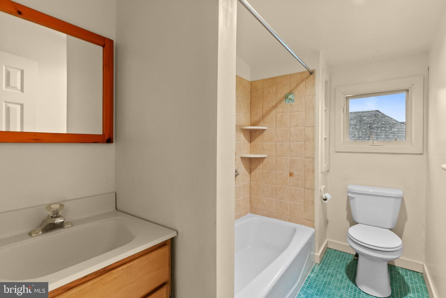 221 Wayne Avenue photo 47