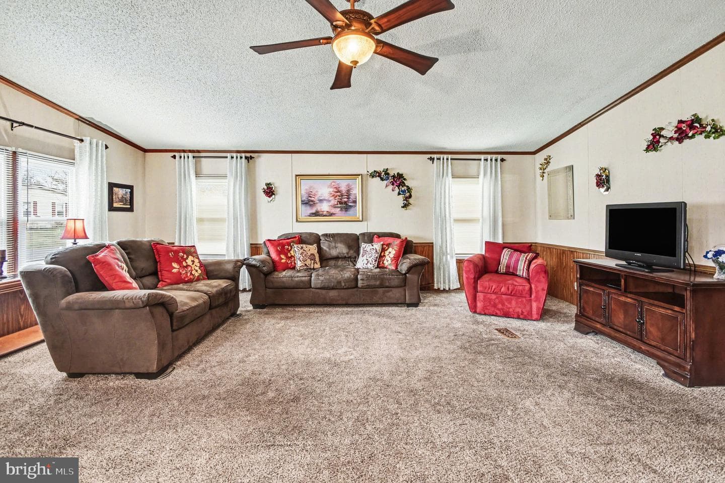 639 Laurel Court photo 8