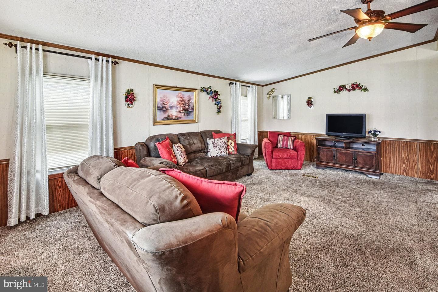 639 Laurel Court photo 9
