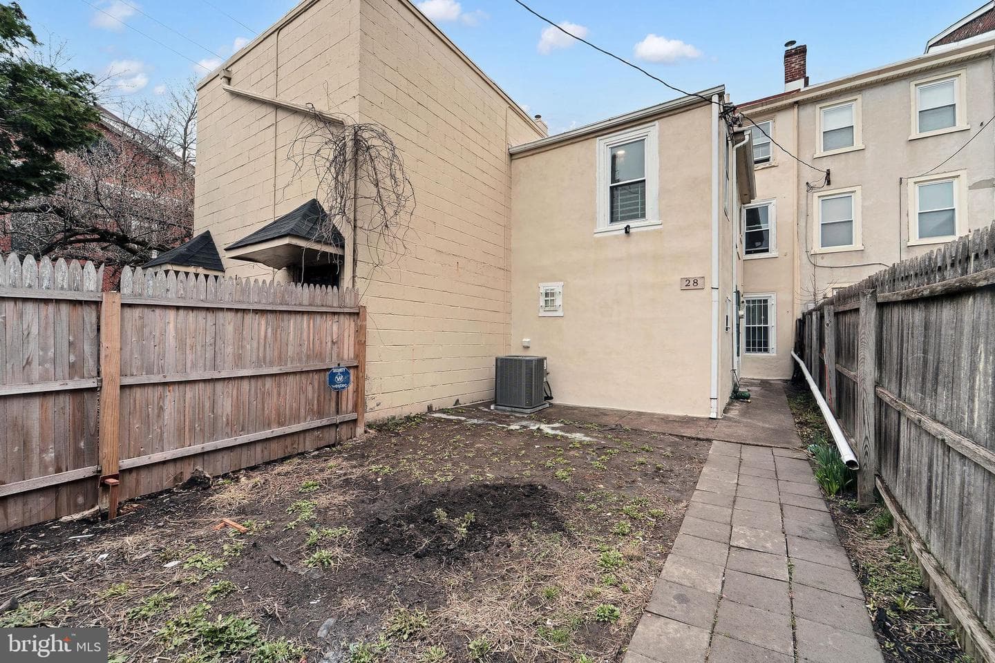28 W Airy Street photo 43