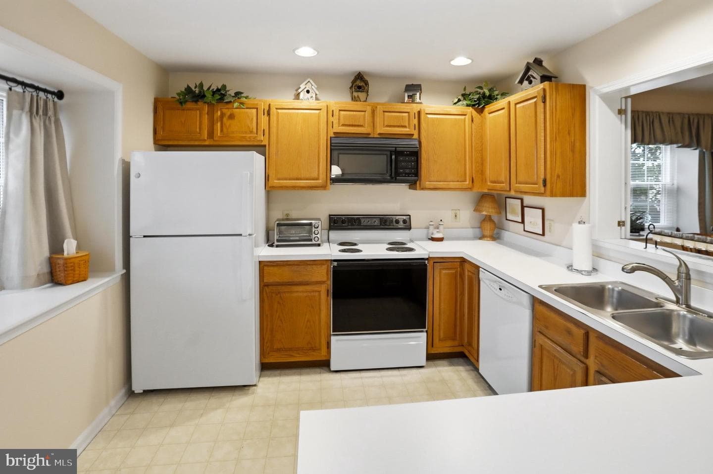 33 Stafford Square photo 14