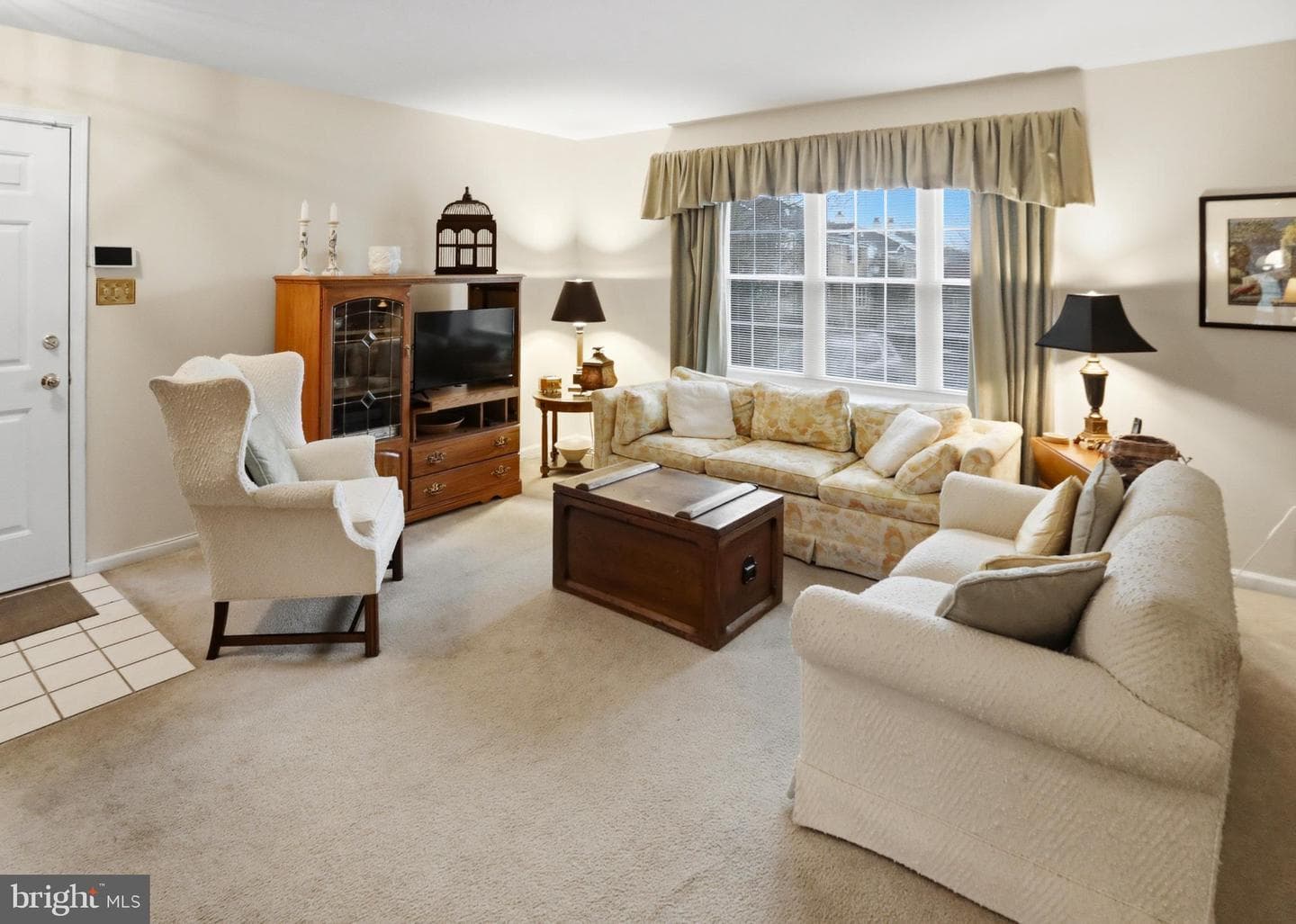 33 Stafford Square photo 6