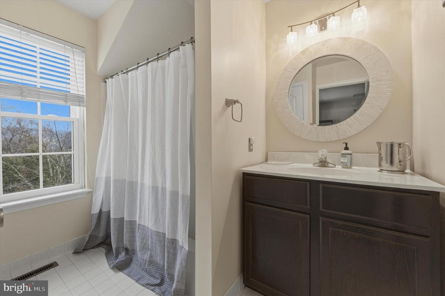 102 Campbell Drive photo 23