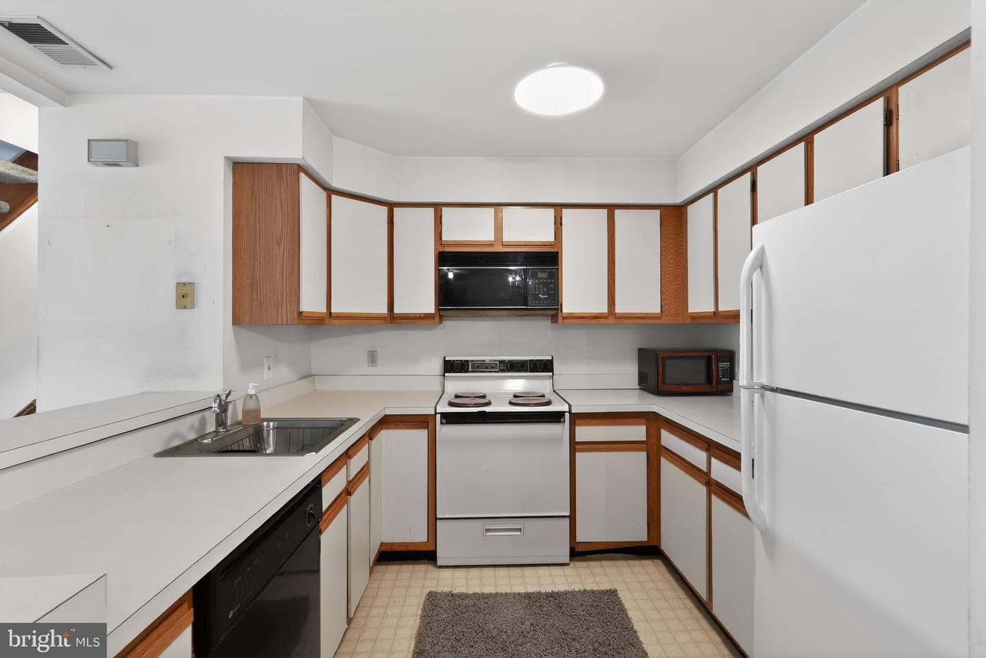 1512 Foxmeadow Circle #condo 1512 photo 12