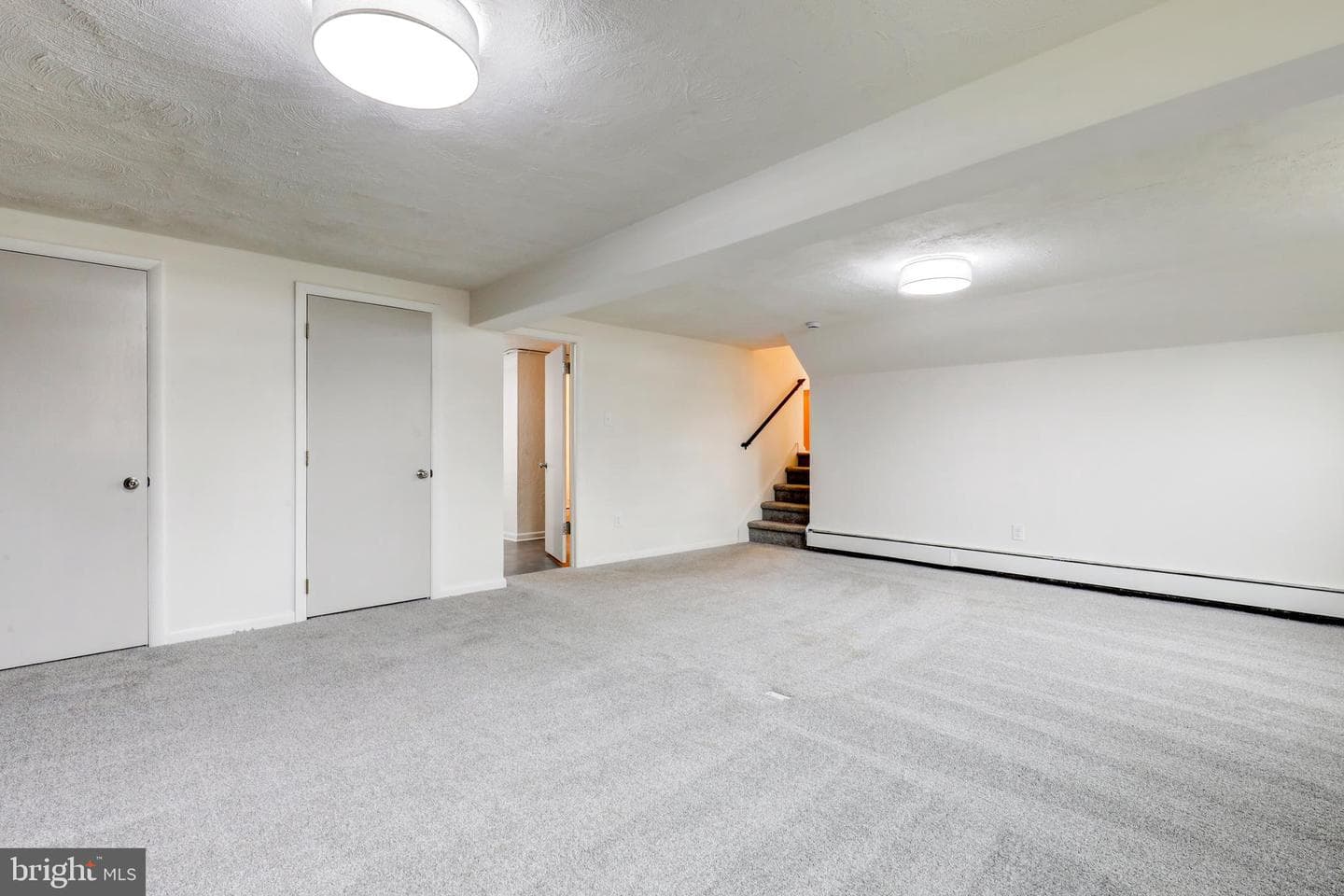1118 Emerald Avenue photo 30