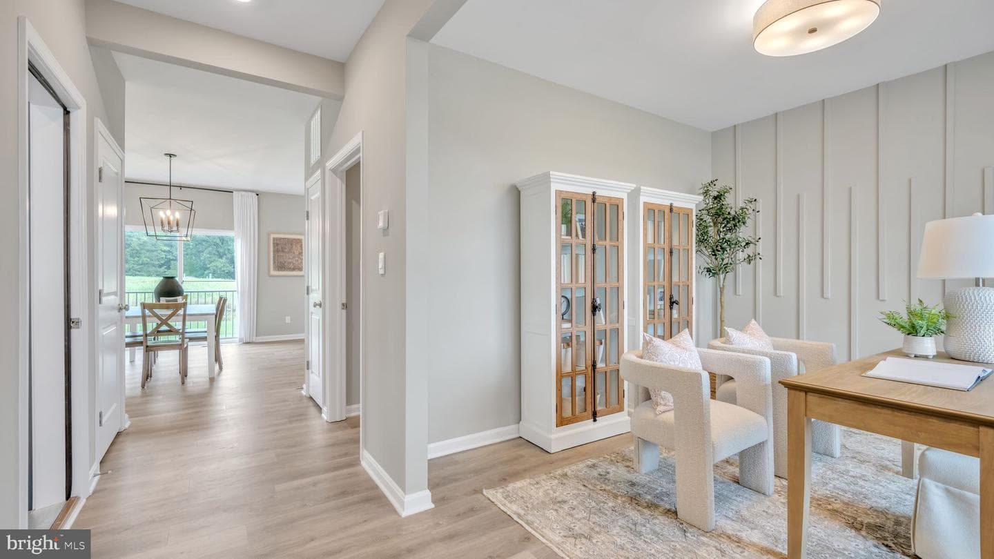 3054 Martha Way photo 3