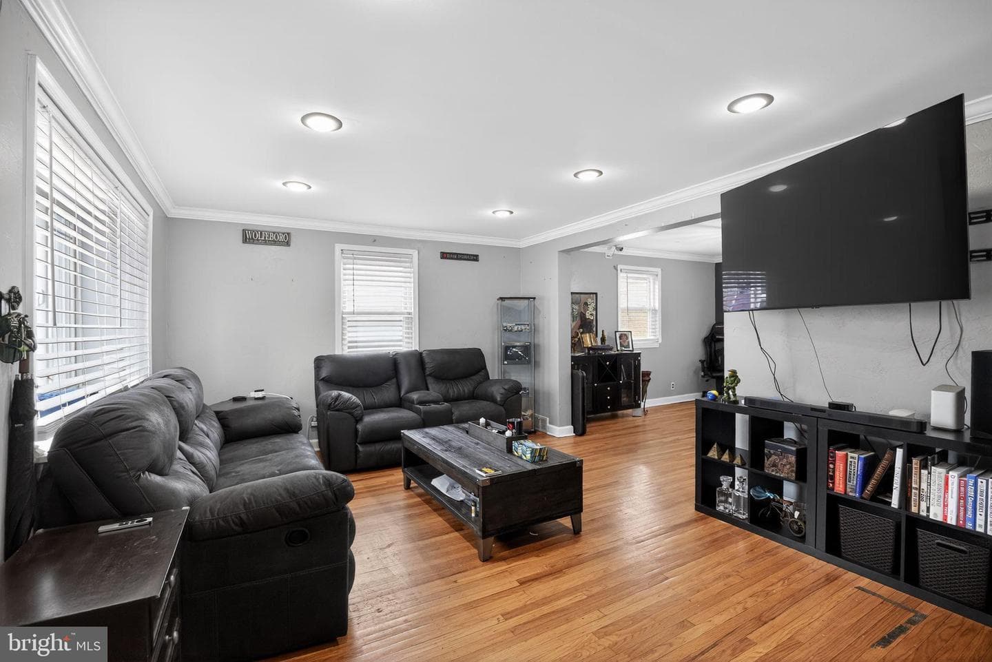 2411 Horsham Road photo 5
